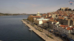 Nábřeží a město