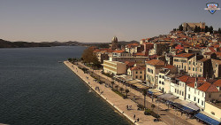 Nábřeží a město