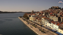 Nábřeží a město