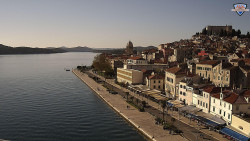 Nábřeží a město