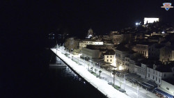 Nábřeží a město