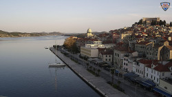 Nábřeží a město