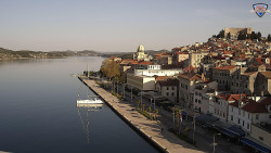 Nábřeží a město