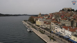 Nábřeží a město