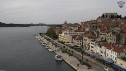 Nábřeží a město