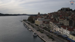 Nábřeží a město