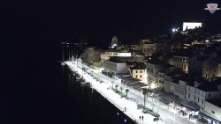 Nábřeží a město