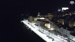 Nábřeží a město