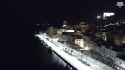 Nábřeží a město