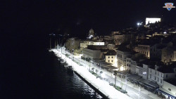 Nábřeží a město