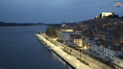 Nábřeží a město