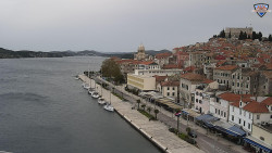 Nábřeží a město