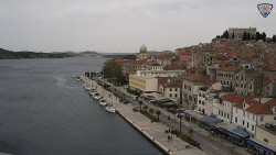 Nábřeží a město