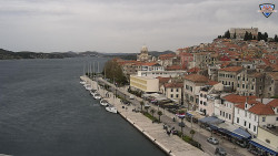 Nábřeží a město