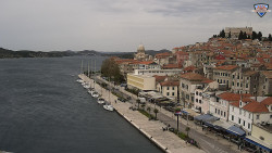 Nábřeží a město