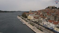 Nábřeží a město