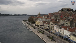 Nábřeží a město