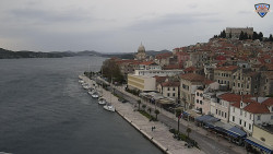 Nábřeží a město