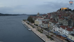 Nábřeží a město