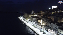 Nábřeží a město