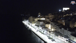 Nábřeží a město