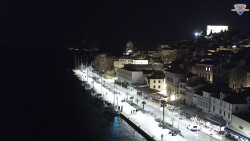 Nábřeží a město