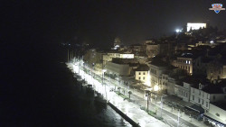 Nábřeží a město