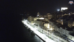 Nábřeží a město