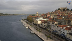 Nábřeží a město