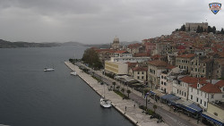 Nábřeží a město