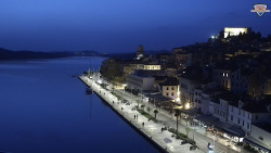 Nábřeží a město