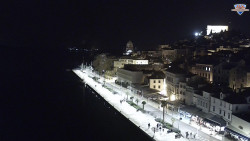 Nábřeží a město