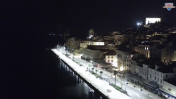 Nábřeží a město