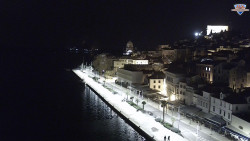 Nábřeží a město