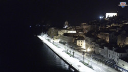 Nábřeží a město