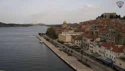 Nábřeží a město