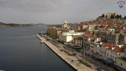 Nábřeží a město