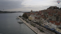 Nábřeží a město