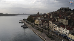 Nábřeží a město