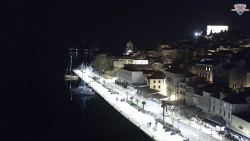 Nábřeží a město