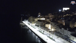 Nábřeží a město