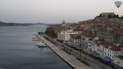 Nábřeží a město