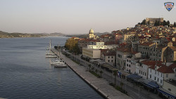 Nábřeží a město