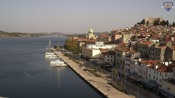 Nábřeží a město