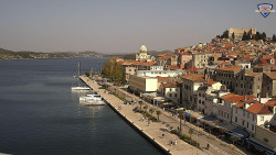 Nábřeží a město