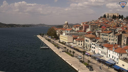 Nábřeží a město