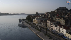 Nábřeží a město