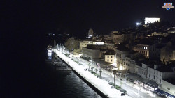 Nábřeží a město