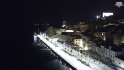 Nábřeží a město