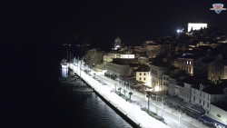 Nábřeží a město